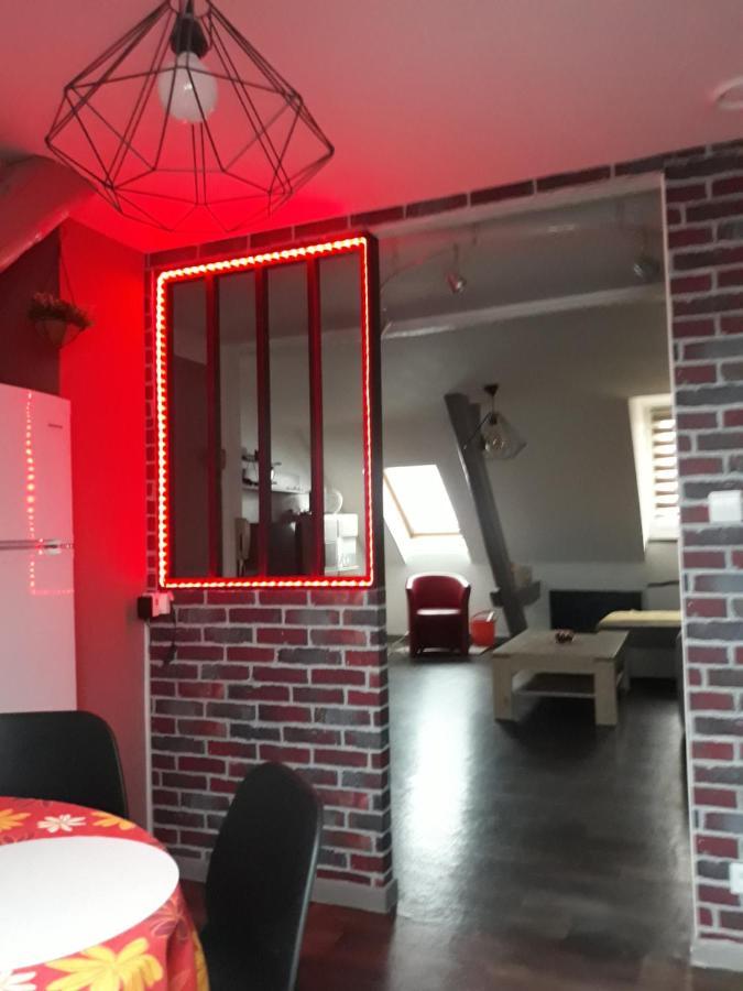 Gite Les Combles Du Bonheur 콜마 외부 사진